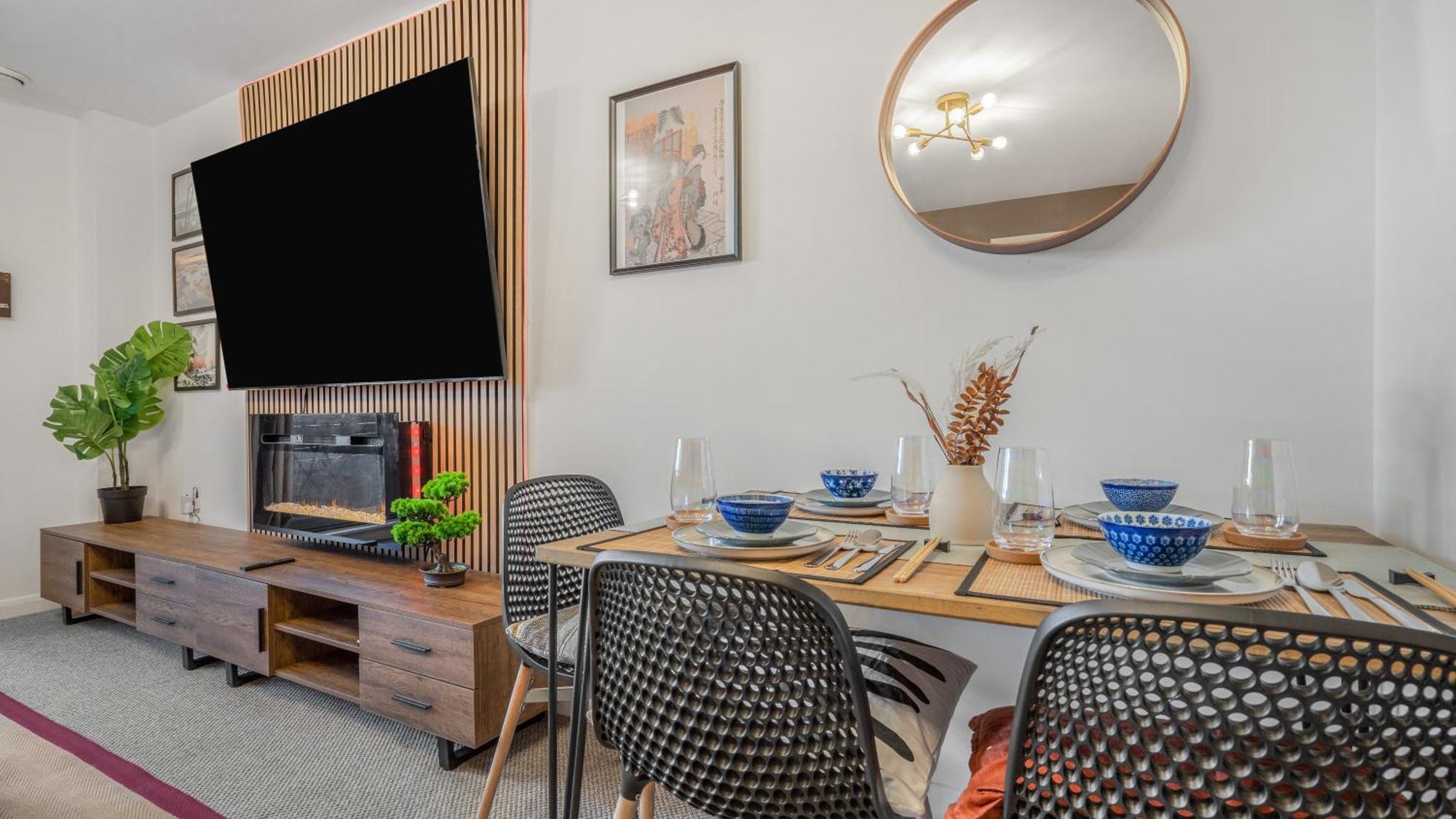 Japanese Suite 2Bed 2Bath, Free Park, Netfix, 75 Inch Tv, Games - City Centre- Maihom Birmingham Exterior photo